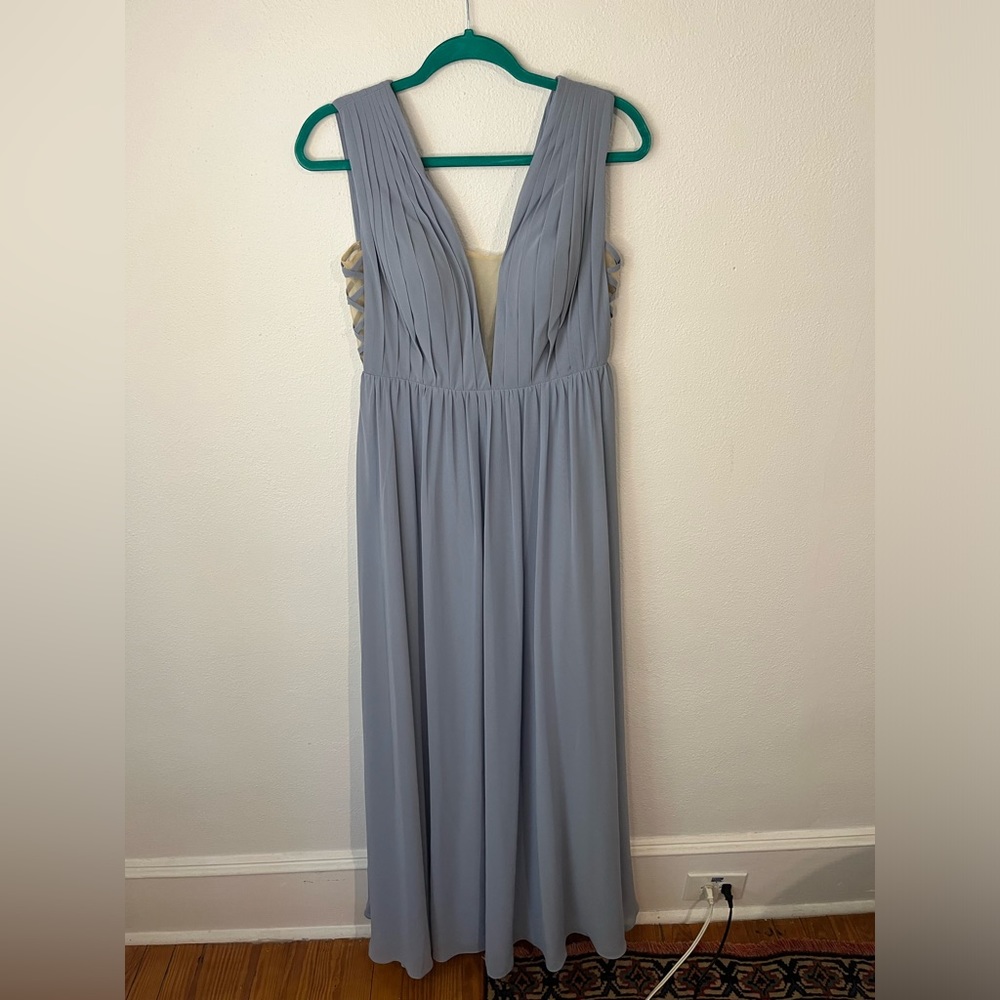 AZAZIE Blaine Bridesmaids Dress in Dusty Blue V Neck Zig Zag Cutout Size 6